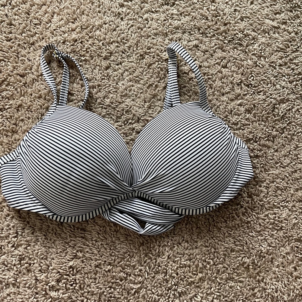 Bikini top
